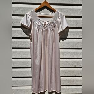 Vtg Shadowline Nightgown Ivory Floral Silky Cap‎ Sleeve Lingerie Sleepwear USA